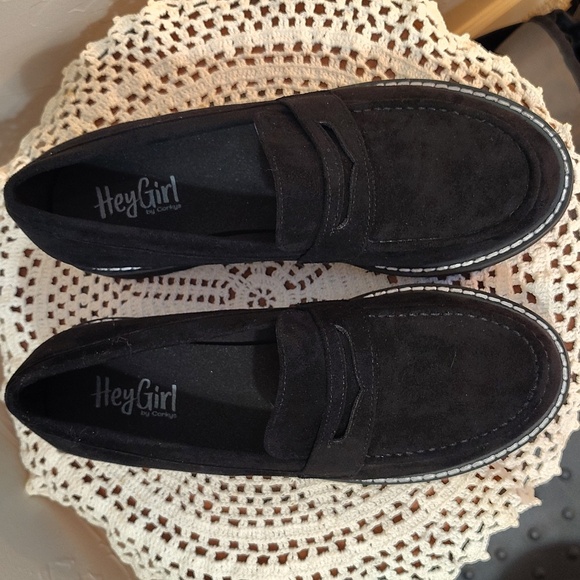 Corkys Hey Girl Loafers Size 8 Black Suede White Stitching NWOB - Picture 2 of 6